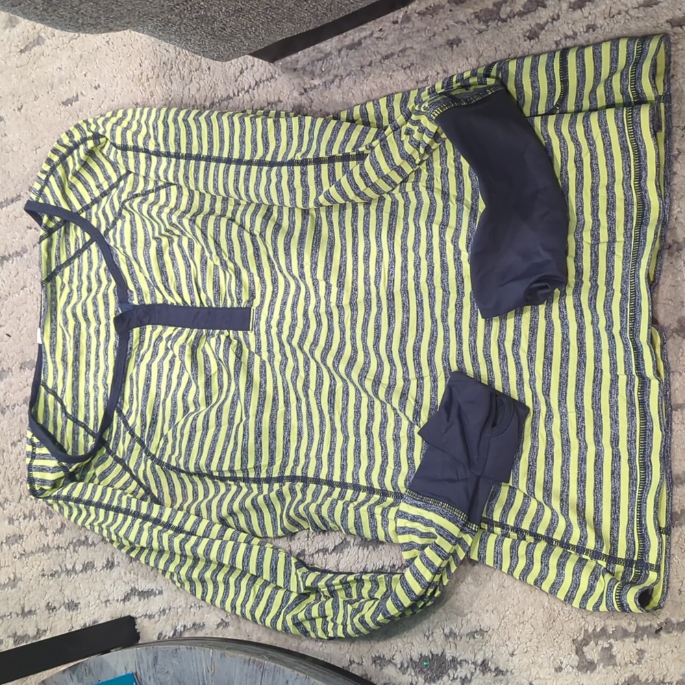 Lululemon Urbanite Henley Long Sleeve green / grey striped